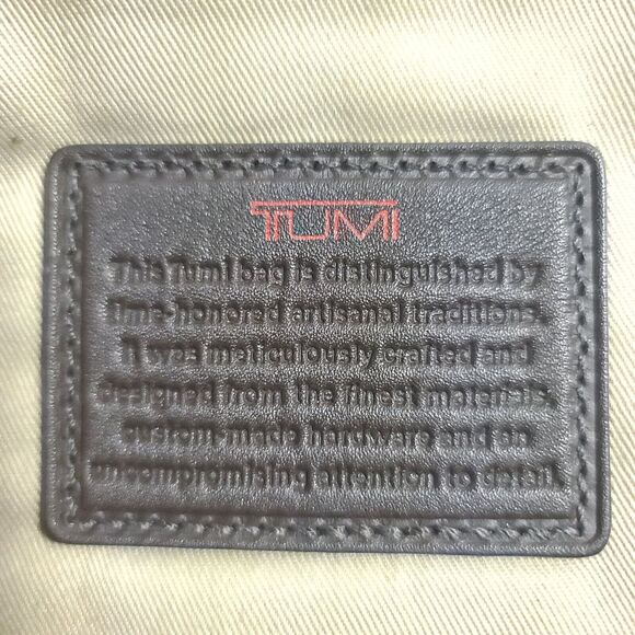 Tumi Mini Messenger / Cross Body Bag Gray Brown Trim EXCELLENT CONDITION! 10x8 - Picture 7 of 16